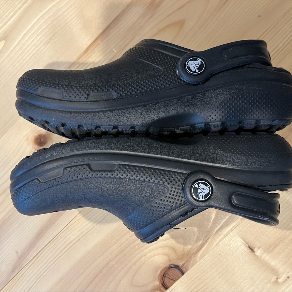 Crocs - Picture 6 of 6